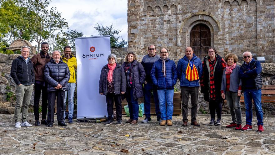 Òmnium del Berguedà es reuneix a Sant Jaume de Frontanyà després que a les darreres eleccions hi guanyés Vox
