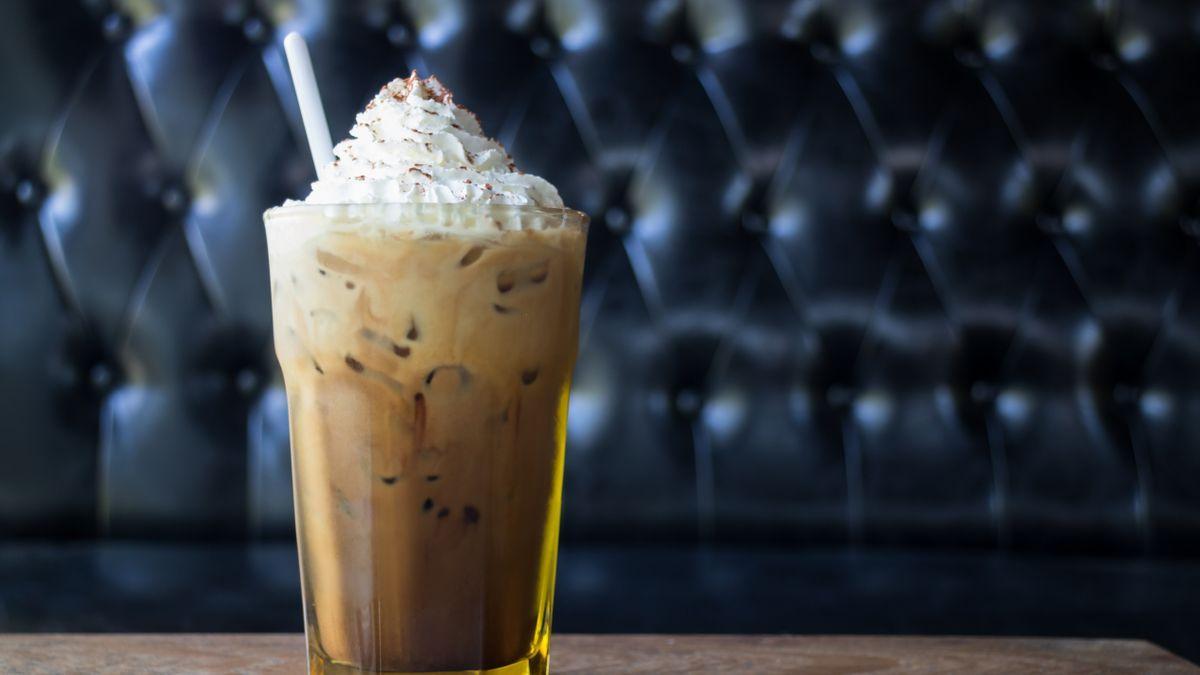 El café frío o con hielo es una de las bebidas más solicitadas en verano