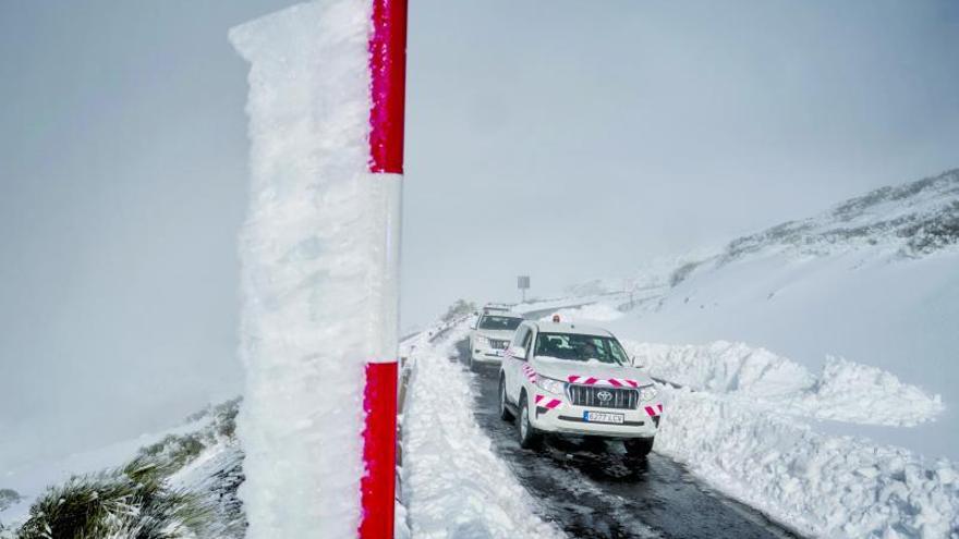 El Teide recibe una 
de las nevadas 
más grandes