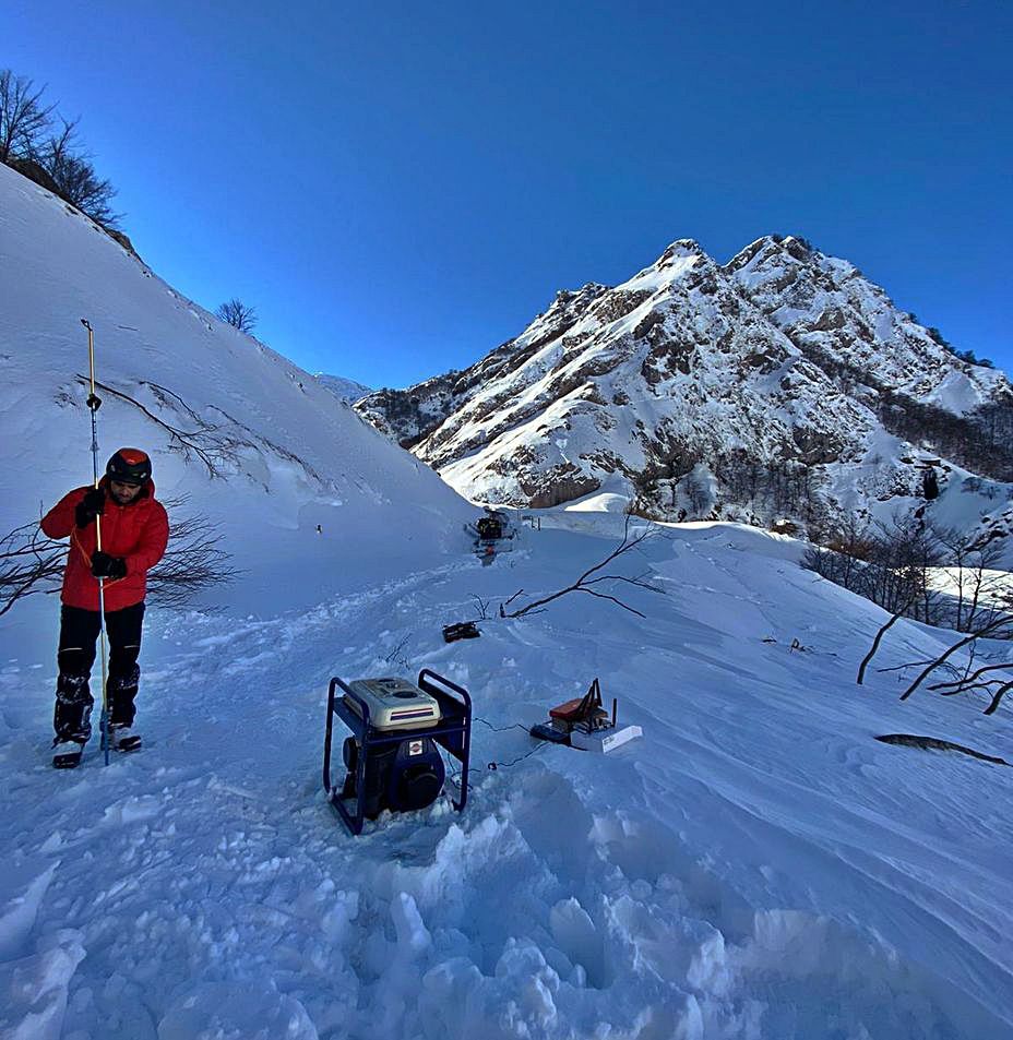 La zona afectada por la reciente avalancha mortal en la que perdieron la vida dos trabajadores de Carreteras.