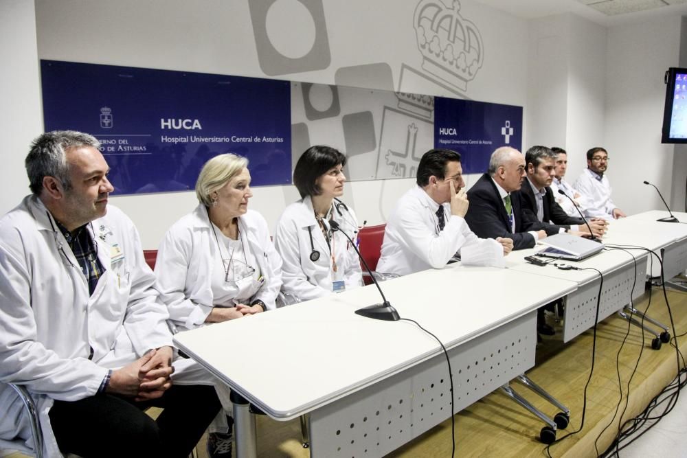 Rueda de prensa sobre el transplante de corazón artificial en el HUCA