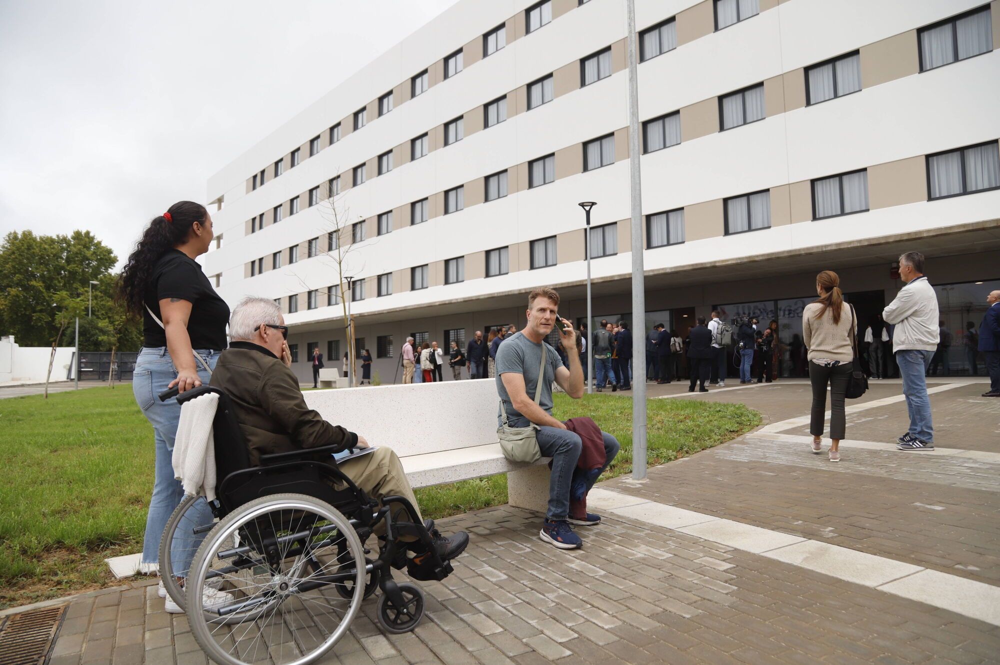Entrega de las llaves de los apartamentos de Sama Naharro