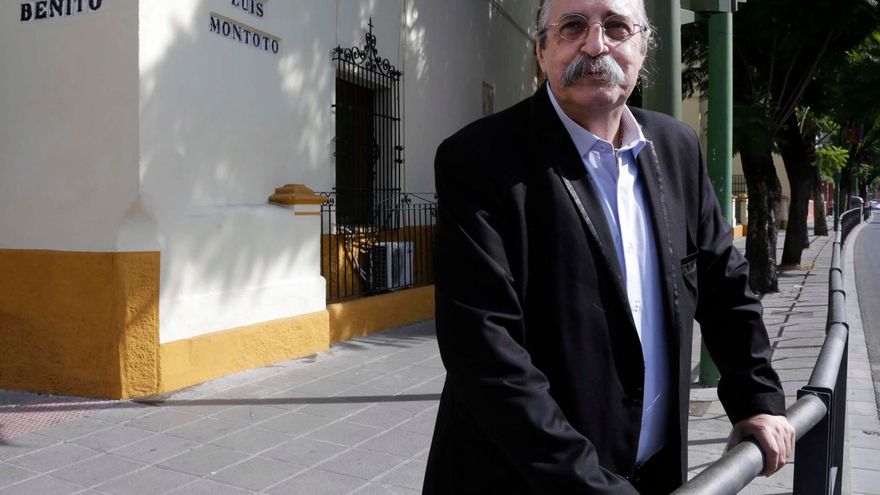 El Ateneo homenajea a Pascual González