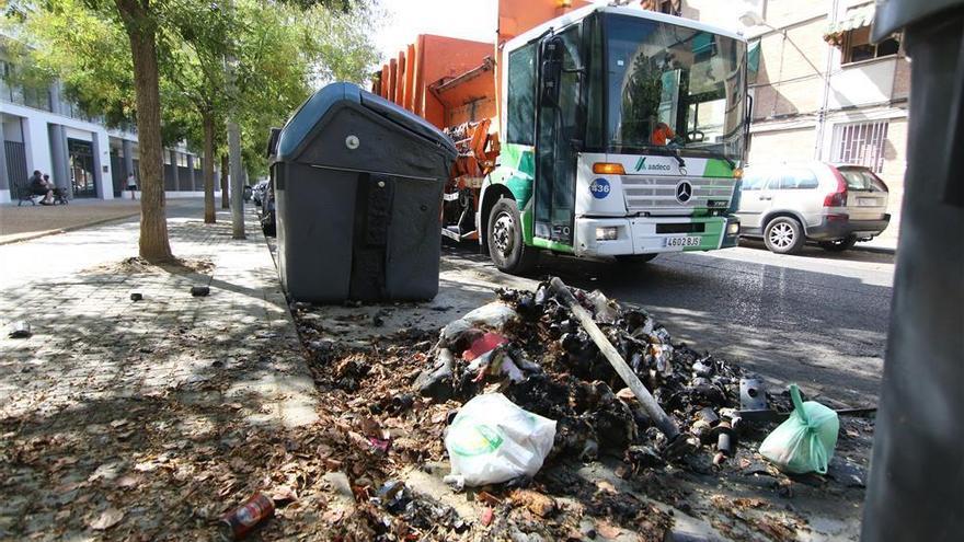 Vuelven a arder otros seis contenedores de madrugada en varias calles de Córdoba