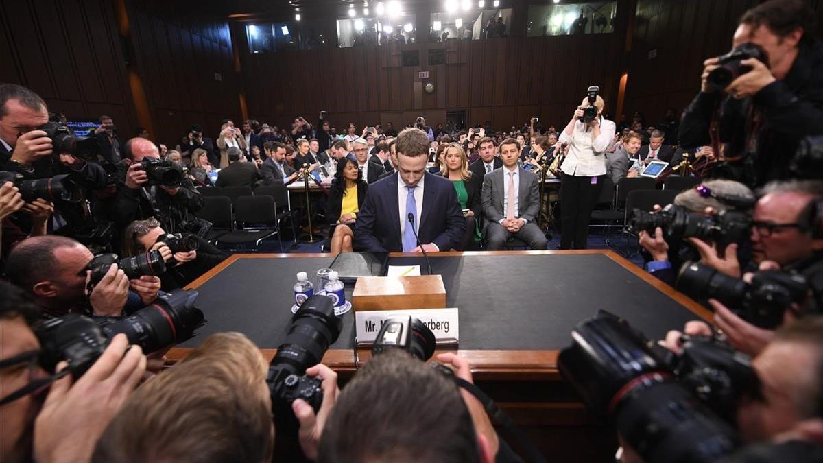 zentauroepp42870268 facebook ceo mark zuckerberg arrives to testify before a joi201016195259