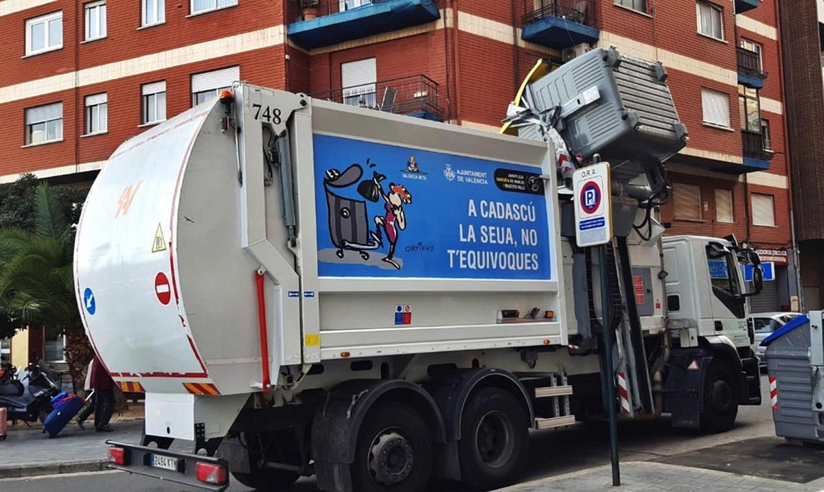 El objetivo es una recogidade basuras eficiente ysostenible.  levante-emv