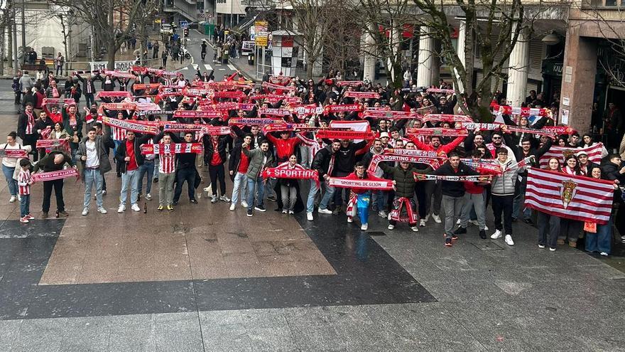 La Mareona invade Eibar antes del encuentro en Ipurúa