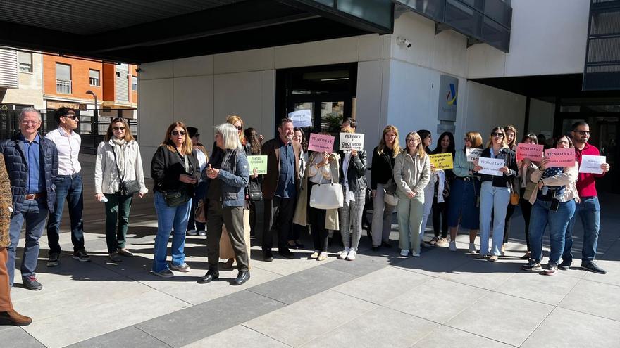 Concentración de los técnicos de Hacienda ante la sede de la Agencia Tributaia