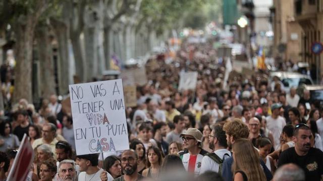 Mallorca s’ha rebel·lat | MANU MIELNIEZUK