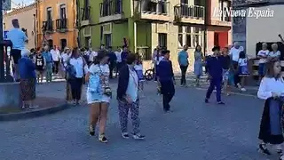 Luanco recuerda a los chavalinos de la mar