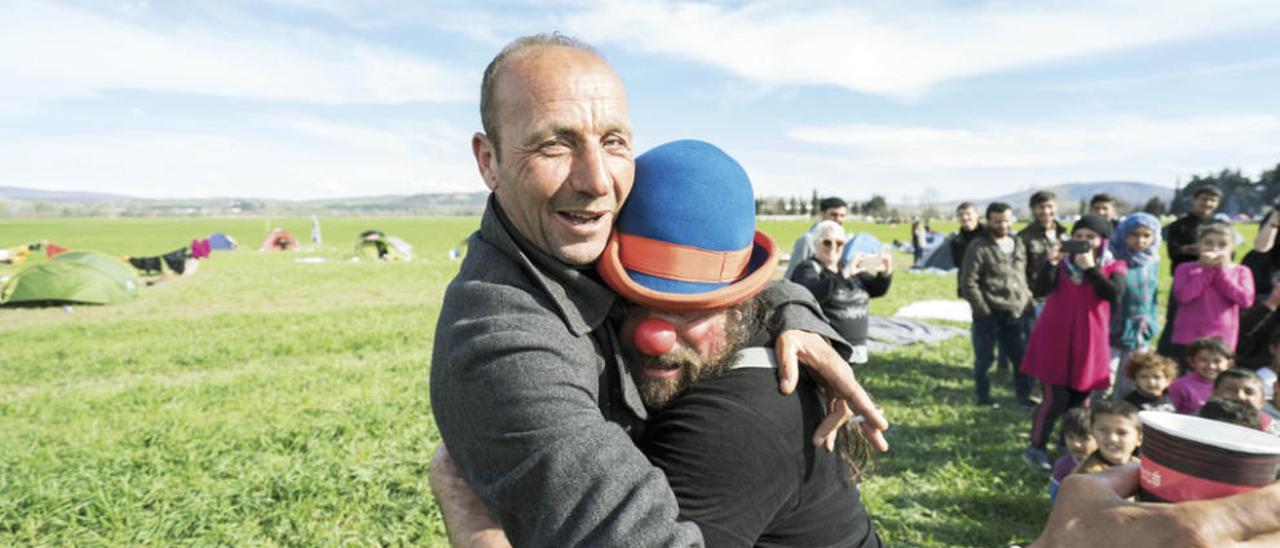 Imagen que muestran a Iván Prado en el campo de Idomeni el pasado mes de marzo.