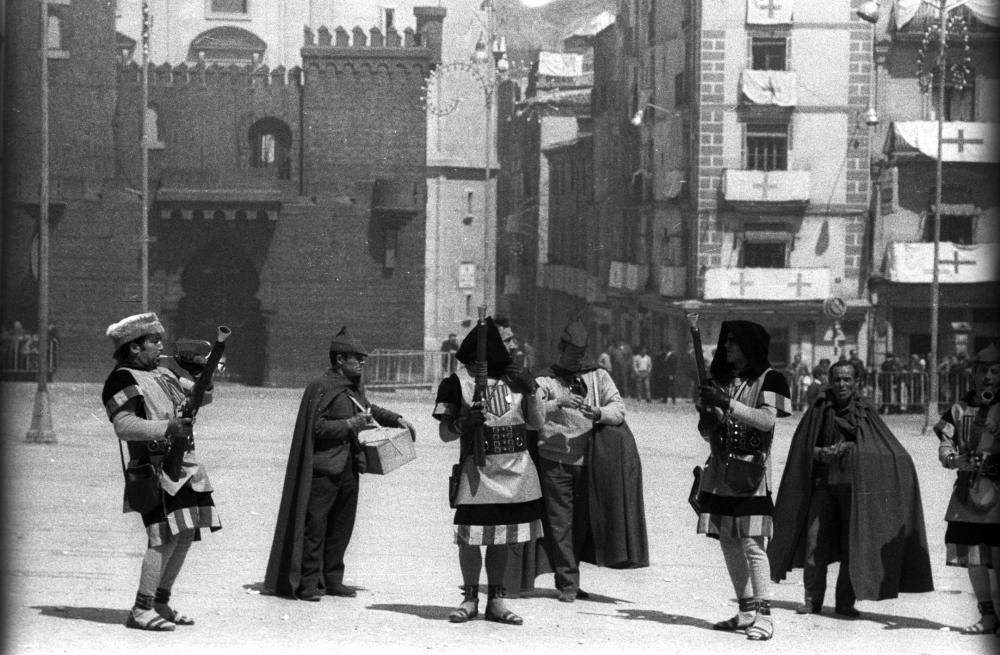 Moros y Cristianos de Alcoy en los 60