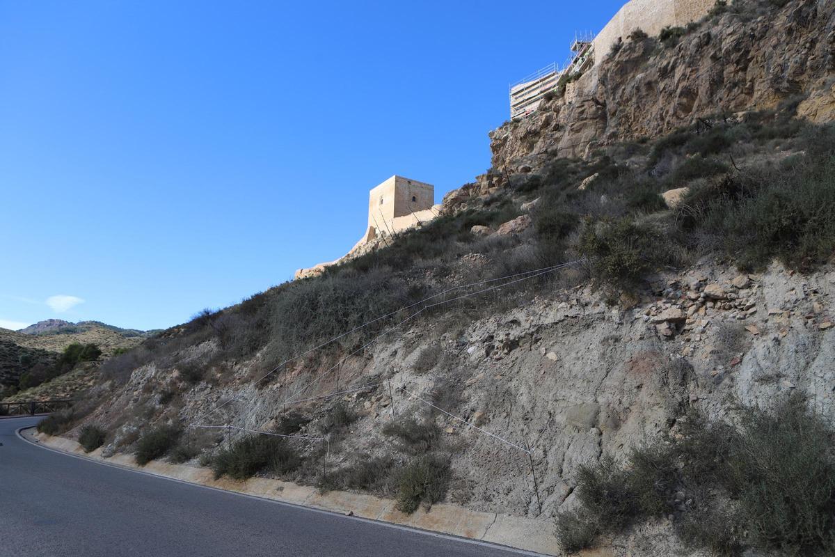 Vista de la torre Alfonsina desde el nuevo punto de acceso.