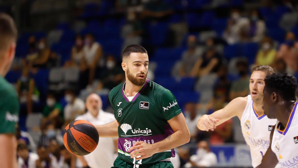 Las imágenes del Unicaja - Real Madrid del Trofeo Costa del Sol 2021.