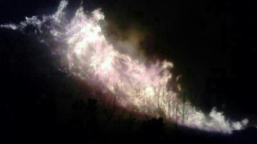 Arden más de 70 hectáreas en Valdeorras