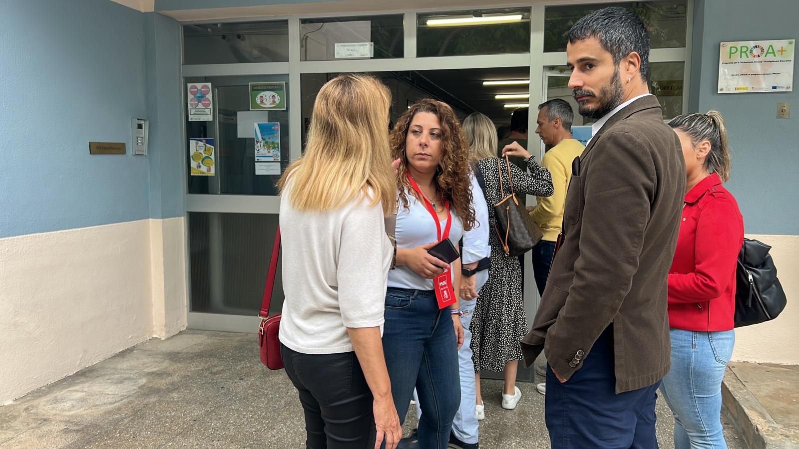 Angélica Pastor ha votado en el colegio electoral de Son Quint