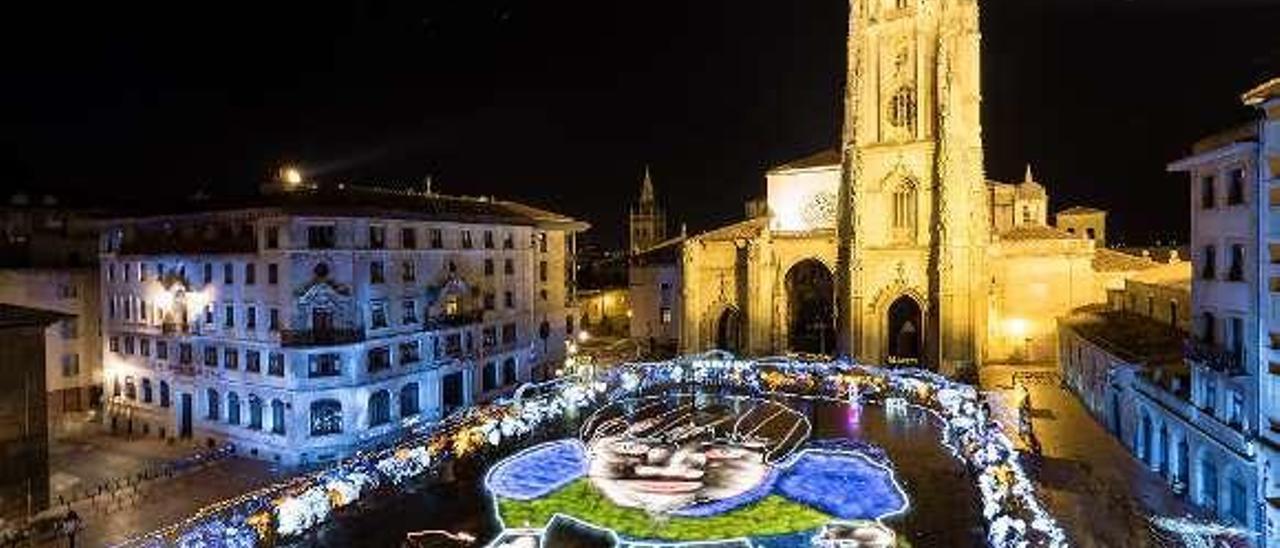 La plaza de la Catedral de Oviedo, durante la foto masiva de 2016.