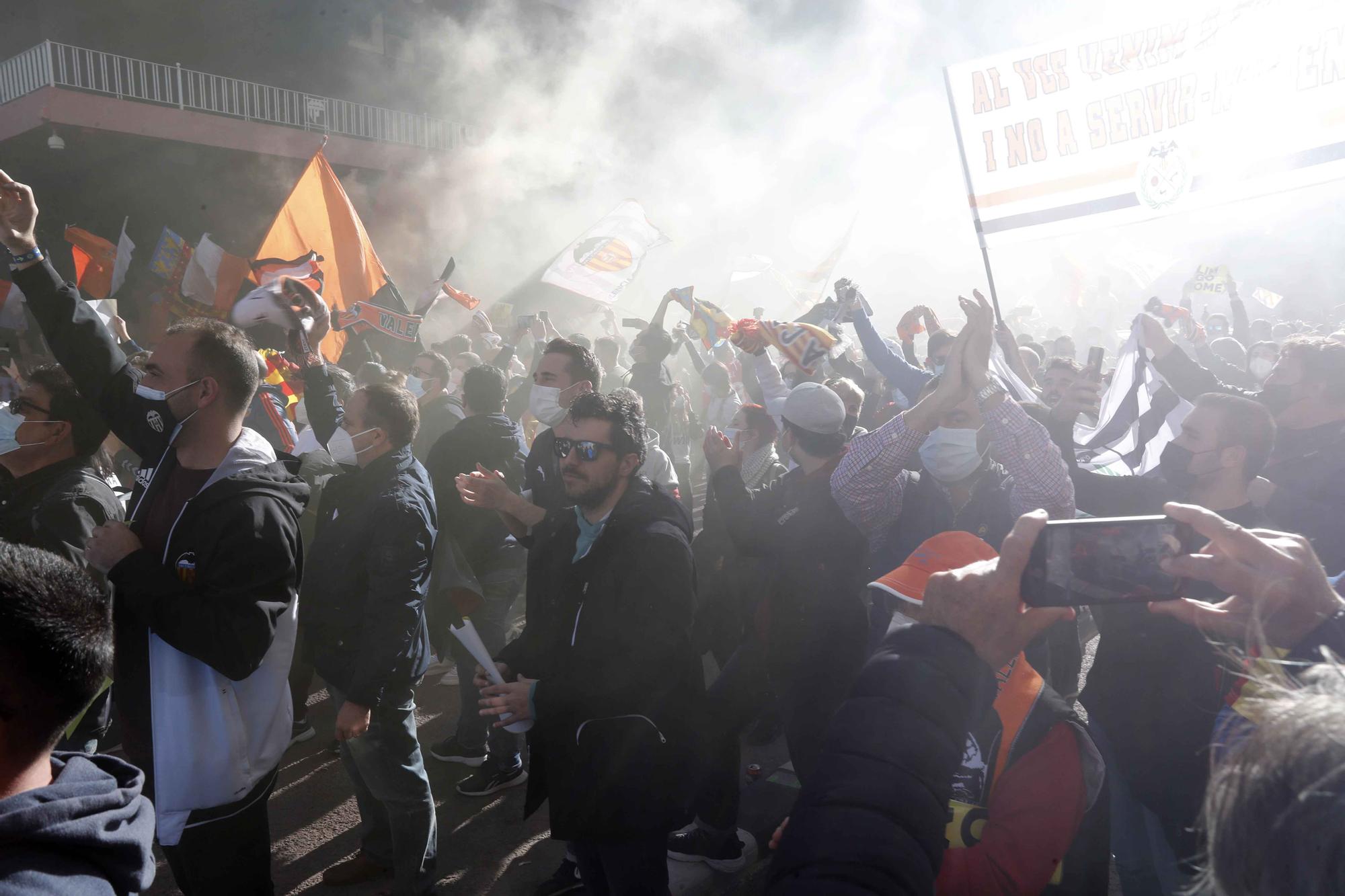 La manifestación valencianista contra Peter Lim (segunda parte)