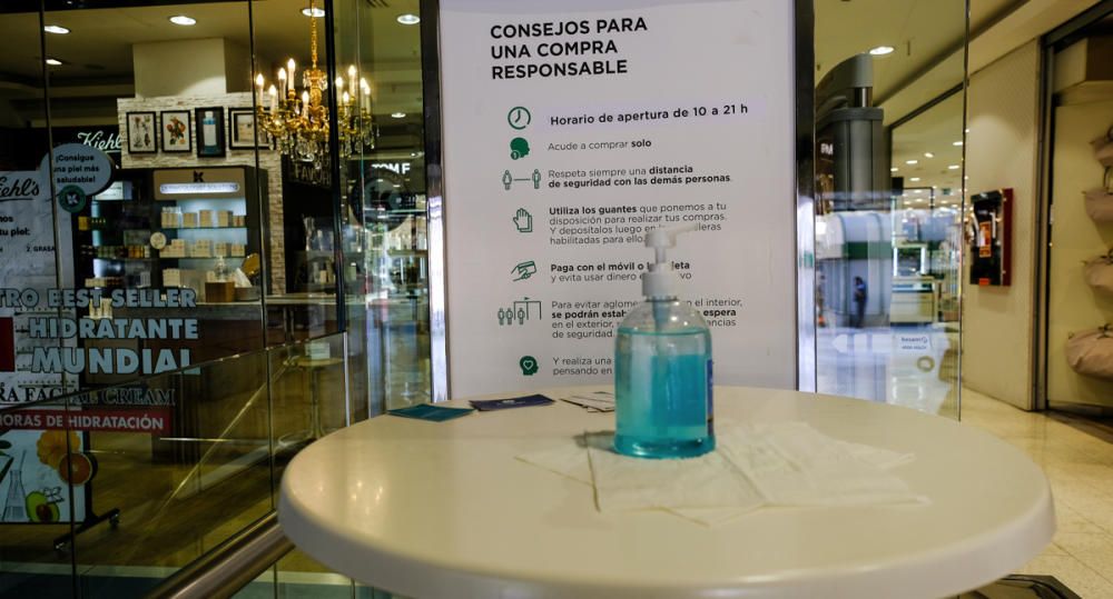 El Corte Inglés reabre este lunes