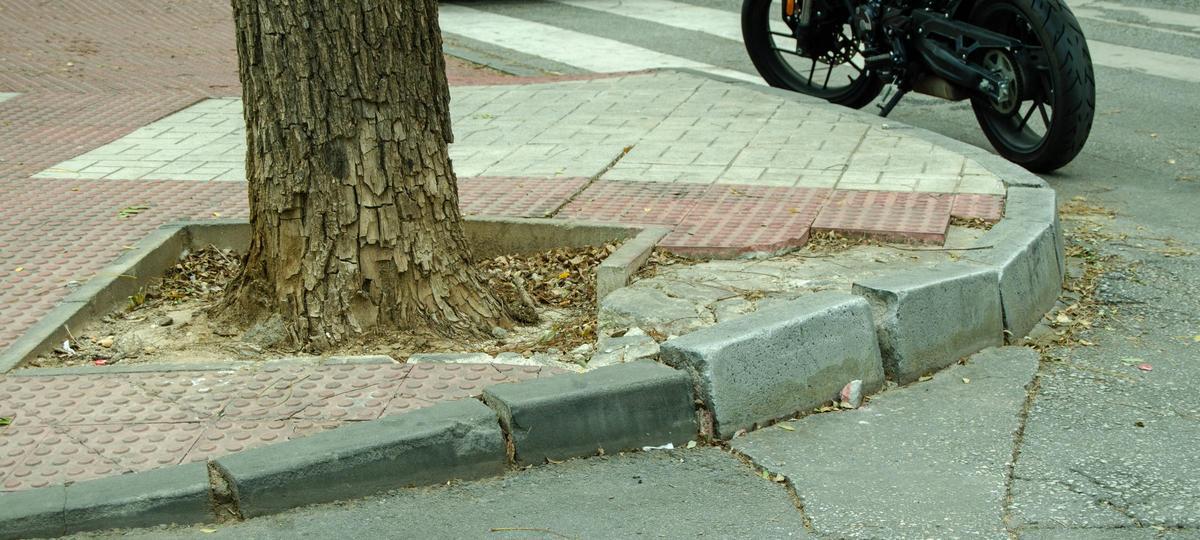 Los vecinos de La Luz vuelven a denunciar el abandono del barrio