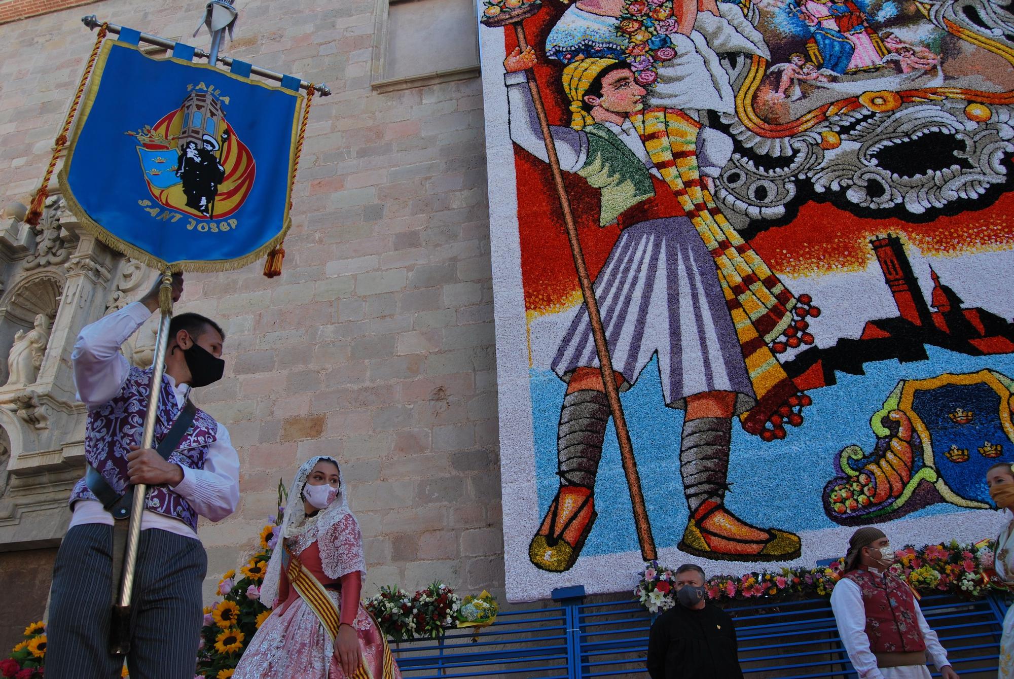 Ofrenda a la patrona de Burriana