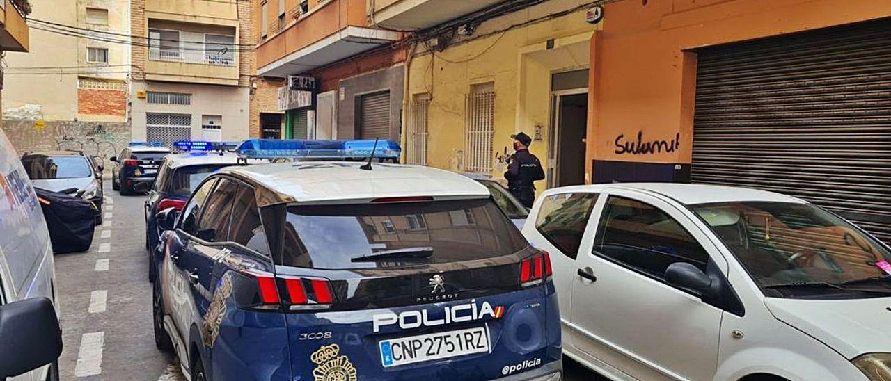 Despliegue de la Policía Nacional en la zona donde ocurrió la agresión.