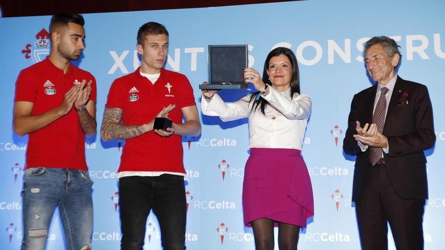 Nidia Arévalo y Carlos Mouriño durante la presentación de la ciudad deportiva del Celta // R. Grobas