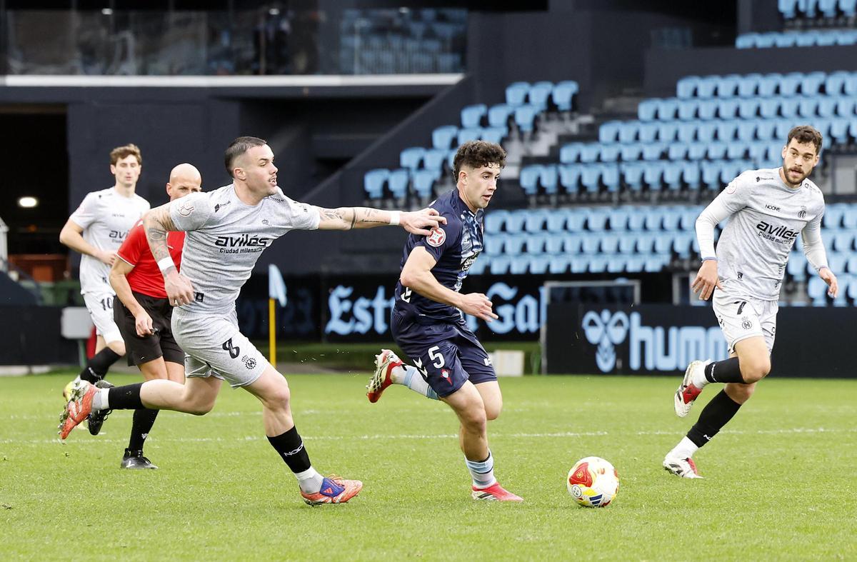 Remontada del Celta Fortuna ante el Avilés