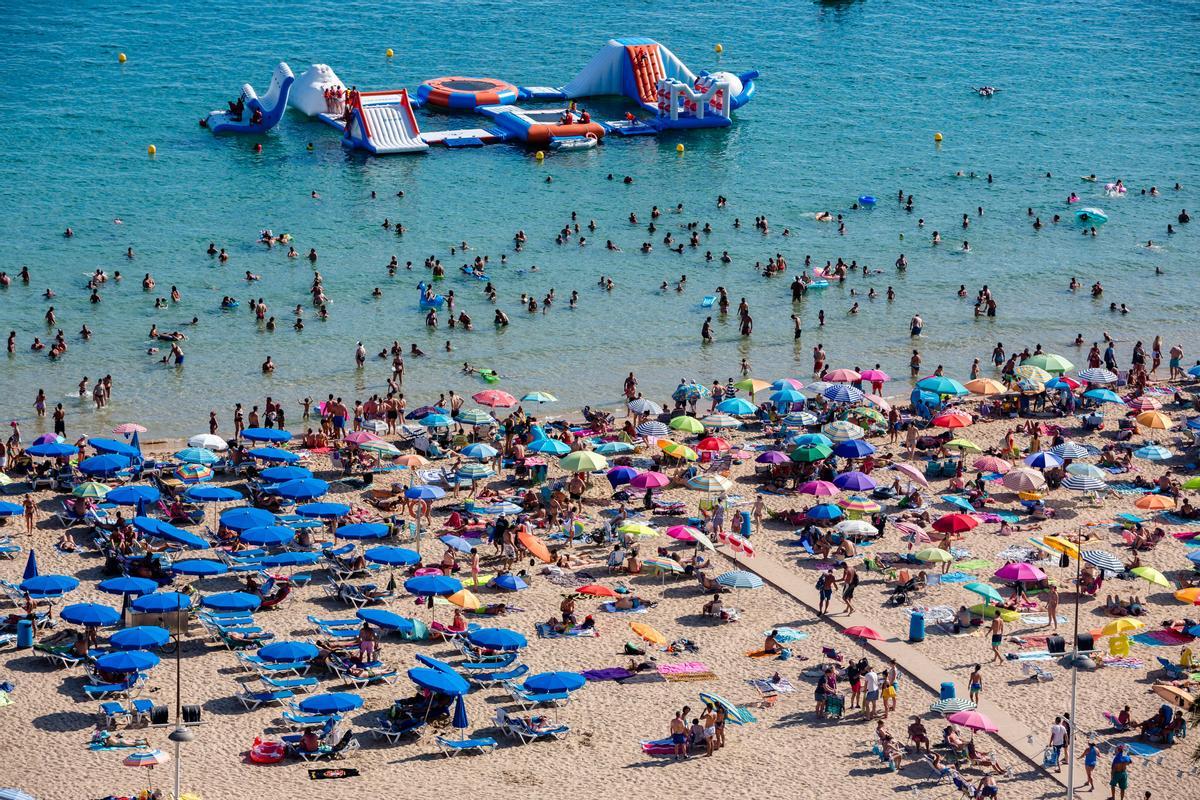 Las plataformas de juegos hinchables desaparecieron hace años de las playas y en este 2023 podrían volver a instalarse.