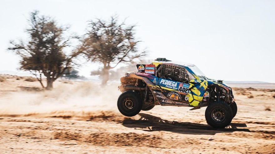Vingut y Farrés superan otra odisea y son novenos en el Dakar