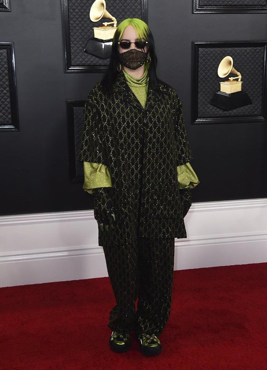 Billie Eilish en la alfombra roja de los 'Grammy 2020'