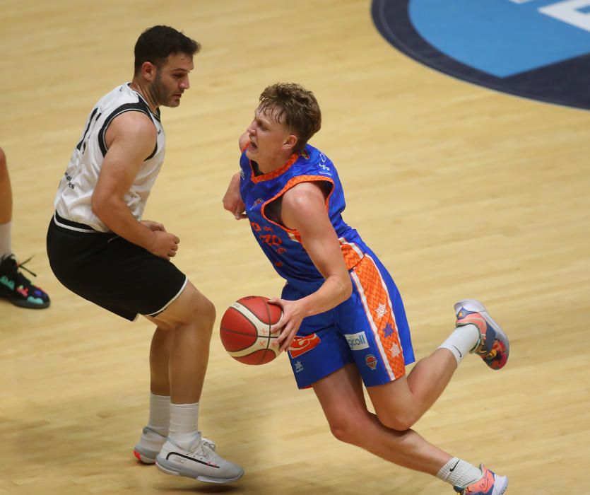 Uros de RIvas - Valencia Basket