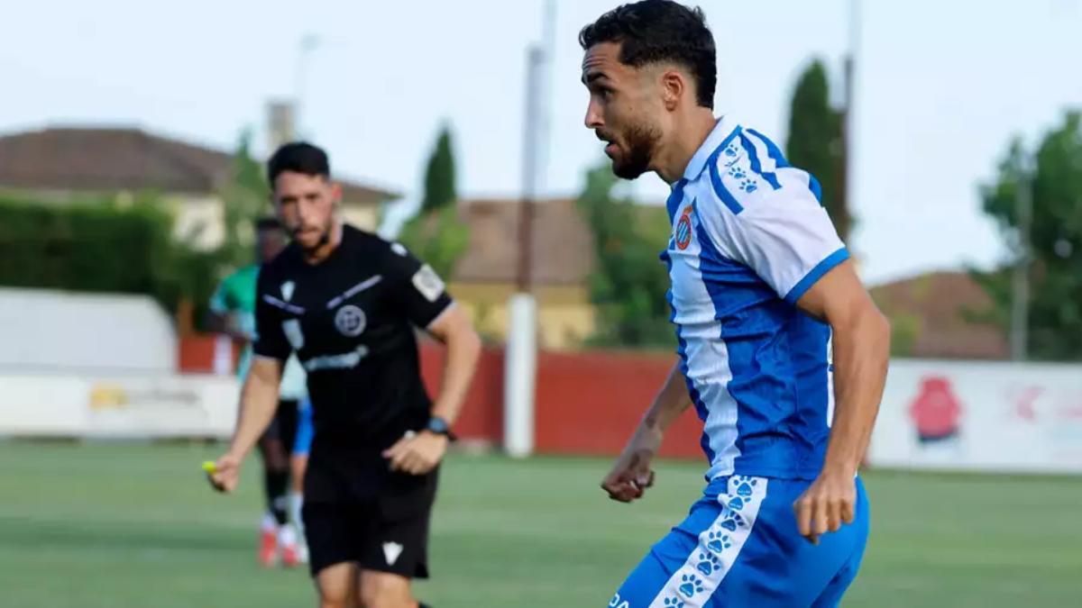 José Salinas, en el amistoso contra el Peralada