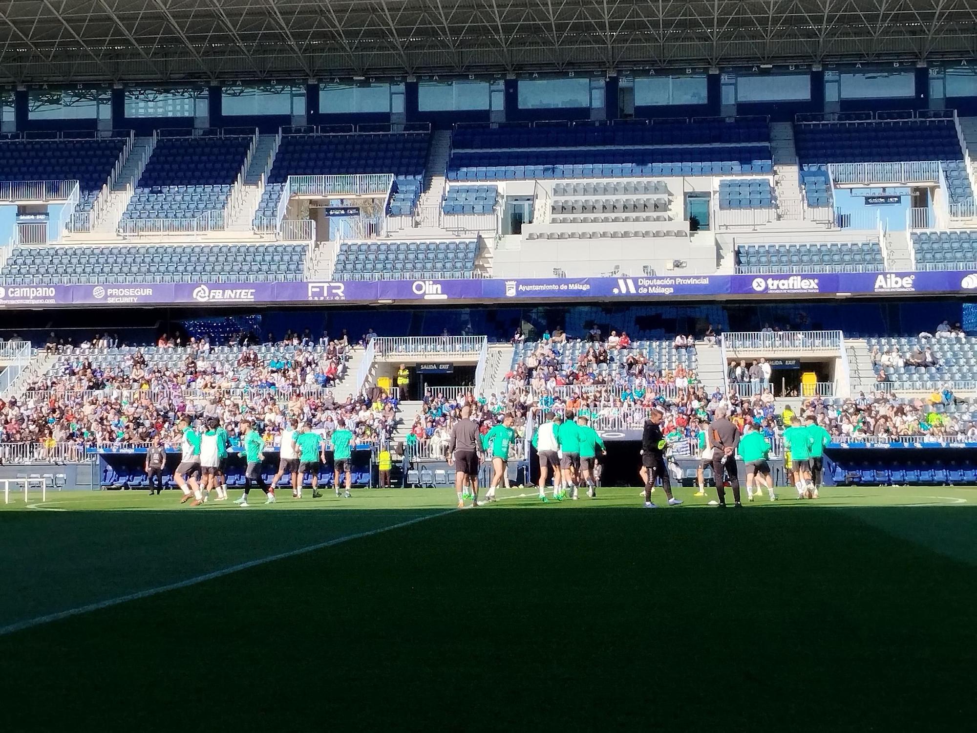 Entrenamiento de puertas abiertas del Málaga CF por la Semana Blanca