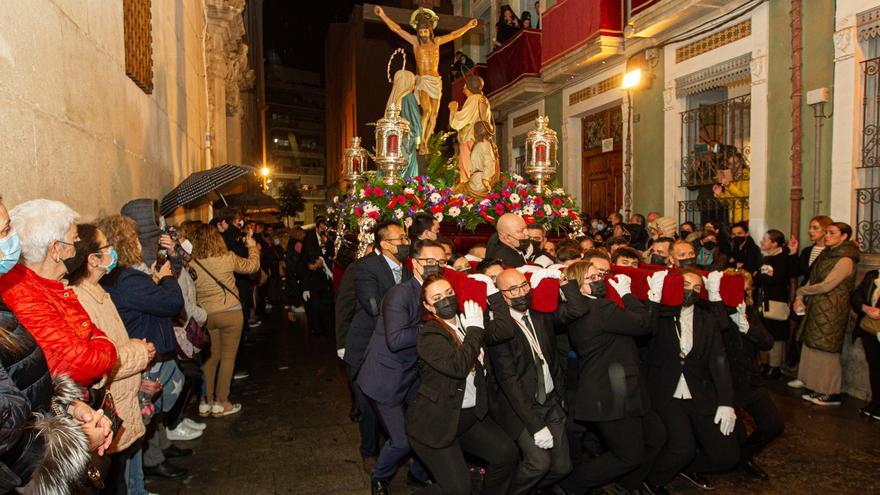 El Divino Amor y La Marinera no procesionan por la lluvia