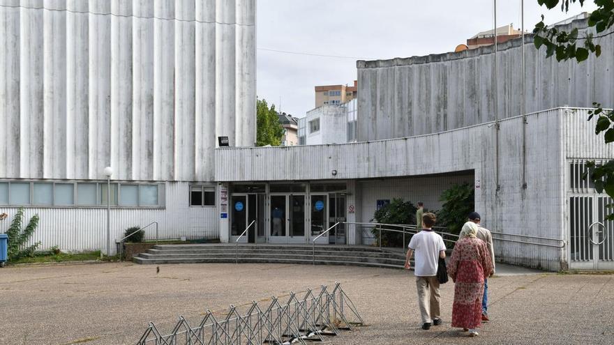 La Escola Oficial de Idiomas da Coruña supera los 5.400 alumnos y recupera tres idiomas, pero continúa sin cafetería