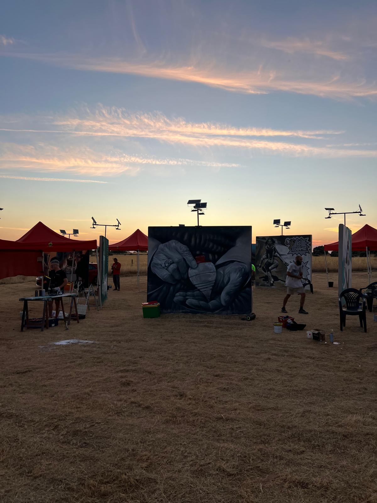 El pueblo de Aliste que convierte sus calles en un museo con 20 murales al aire libre