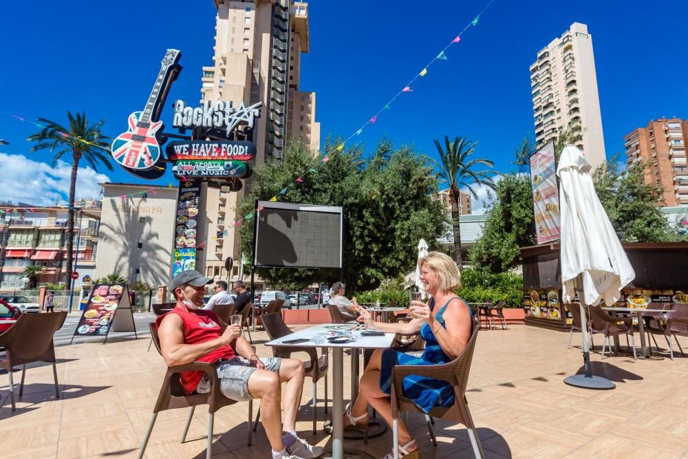 El 10% de las terrazas de bares de Benidorm abren