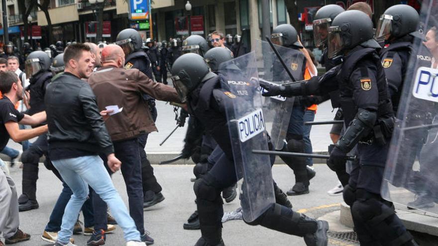 Imatge de les càrregues policials.