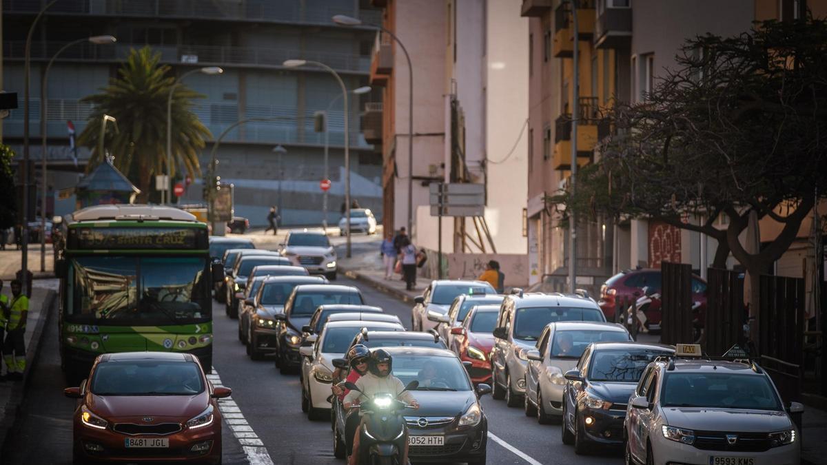Avenida San Sebastián, en el municipio de Santa Cruz de Tenerife.