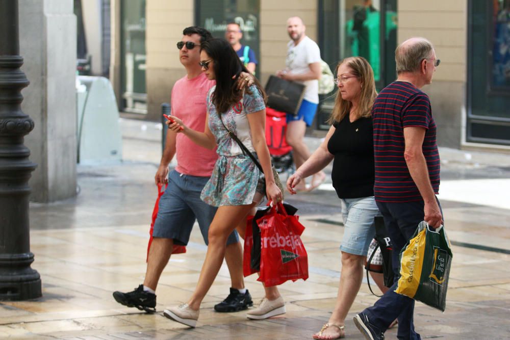 Domingo de rebajas en Málaga