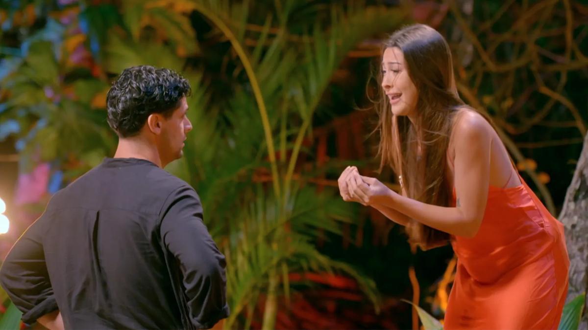 Mar fuerza una hoguera de confrontación con Christian tras ver sus imágenes con Ainhoa en ‘La isla de las tentaciones’