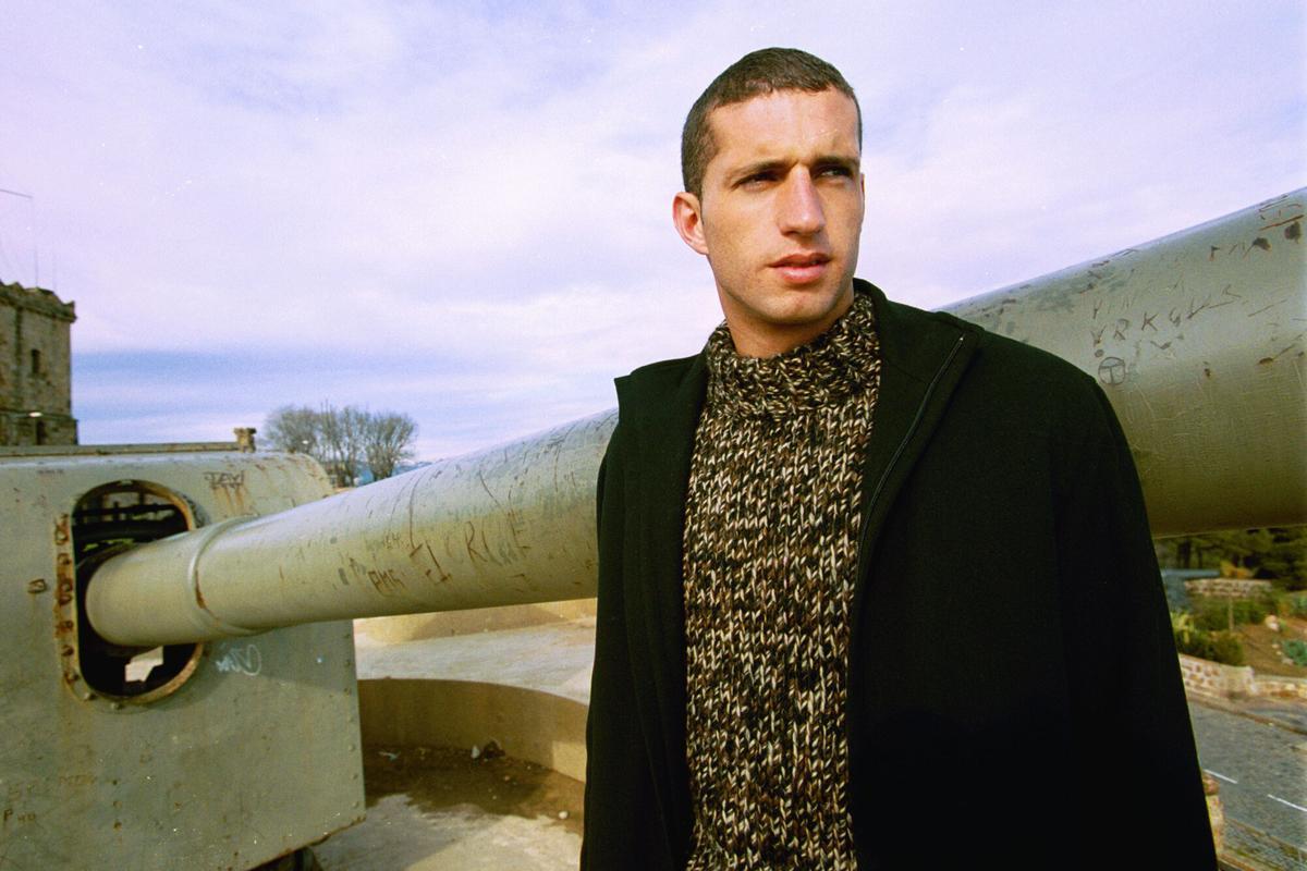 Rochemback en el castillo de Montjuïc con los cañones