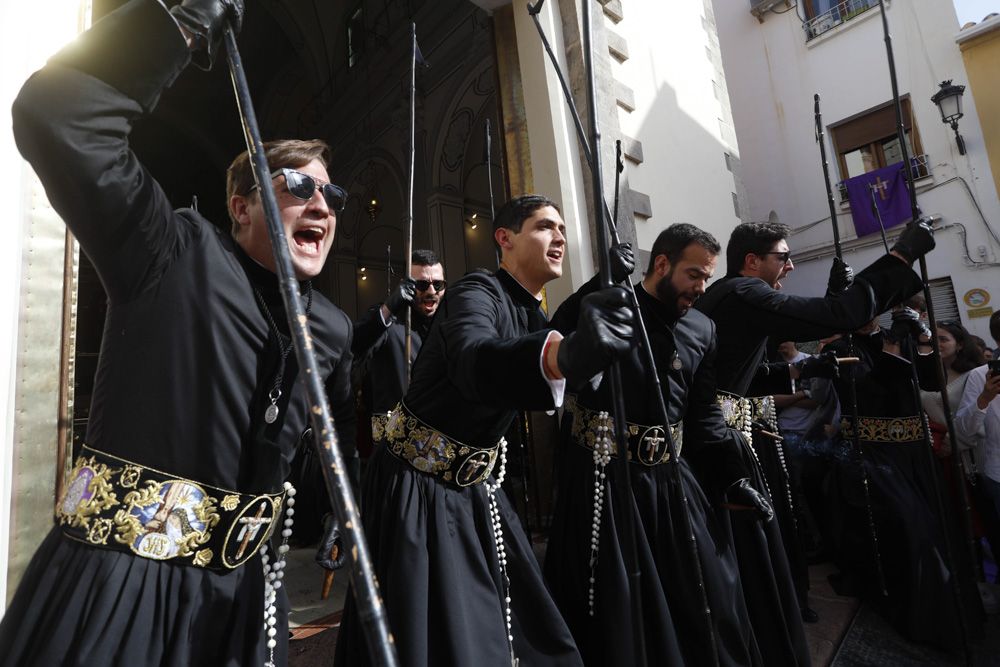 Viernes Santo en Sagunt. Subasta en la Ermita de la Sang.