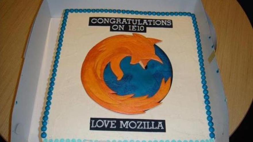 El pastel enviado por Mozilla a Microsoft