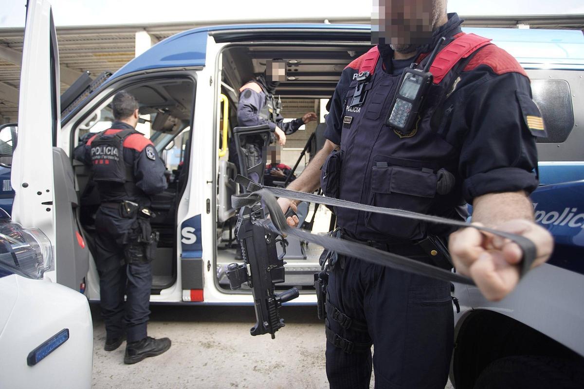 Així treballa i entrena l'ARRO dels Mossos de la regió policial de Girona