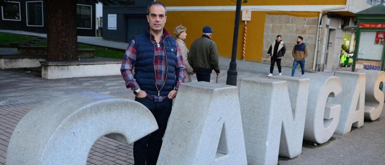 José Luis Gestido, ayer, en el entorno del Parque da Palma de Cangas.