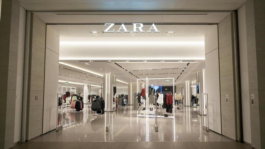 Zara rebaja a 9,99 euros uno de sus bolsos más vendidos