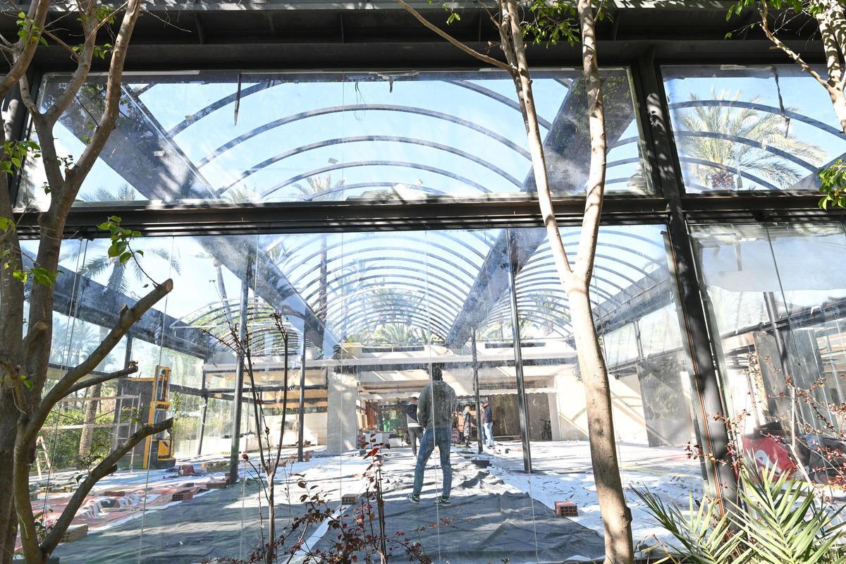 Estado que presentaban hace días las obras en la zona de la terraza abatible