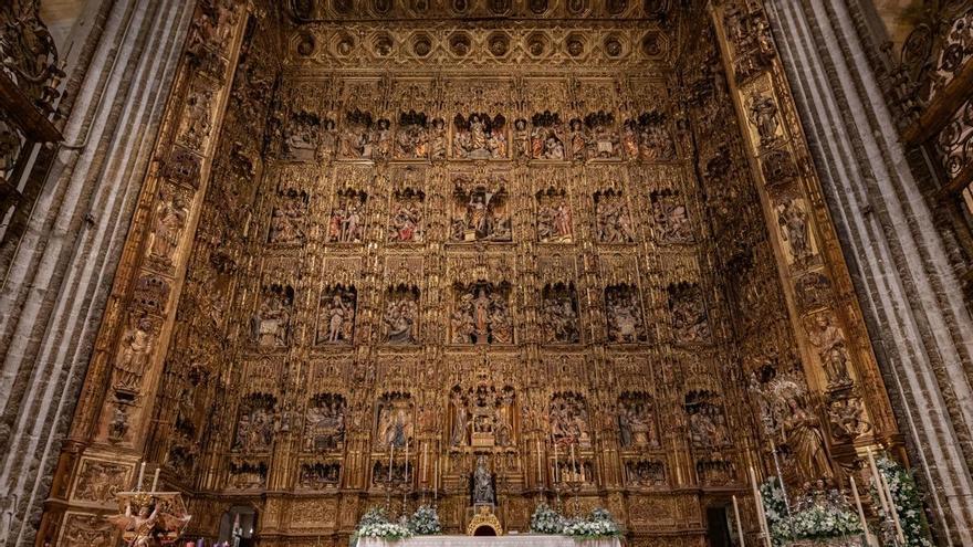 La Catedral de Sevilla restaurará todo su altar mayor en los próximos meses: cubiertas, vidrieras y rejas serán intervenidas